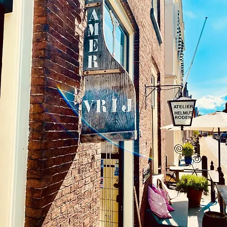 ベッド・アンド・ブレックファスト Roederhaus Goedereede